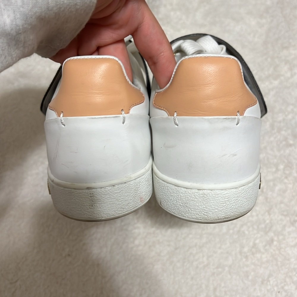 Louis Vuitton sneakers - Picture 4 of 8